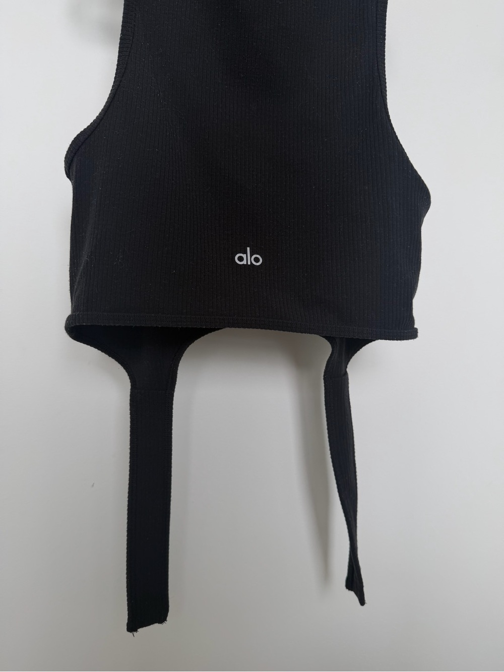 Alo Yoga Rib Flaunt Tank Top - Picture 2 of 5